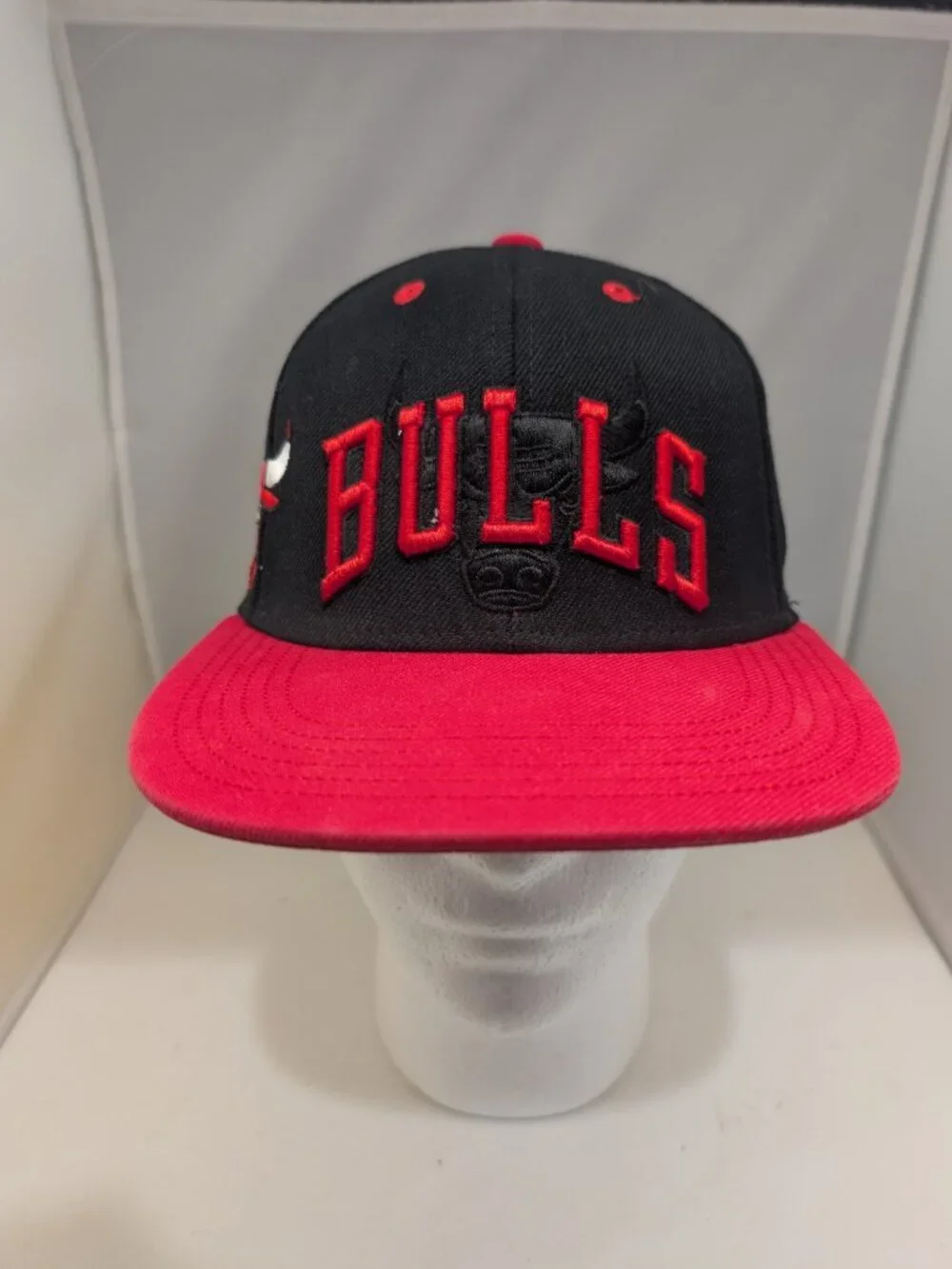 Chicago Bulls 2016 Adidas NBA Snapback Cap Hat Black Embroidered One size Youth
